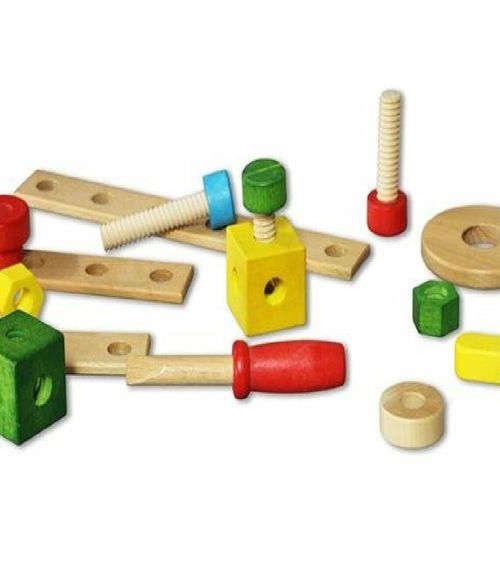 92-Piece Wooden Construction Kit: Ignite Creativity and Engineering Skills!