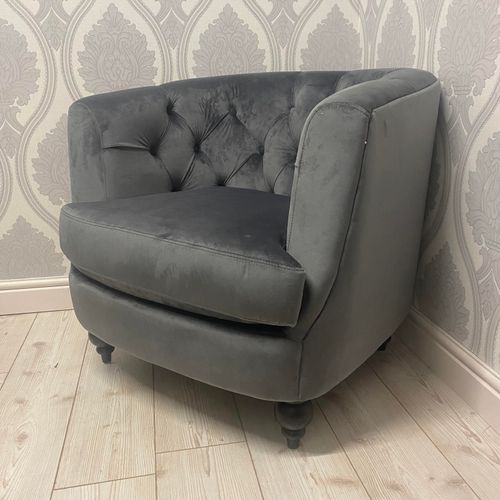 Elegant 86CM Lead Colour Velvet Armchair - Stylish Comfort for Any Space!